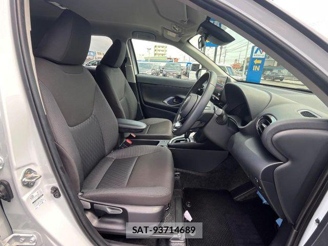 Toyota YARIS CROSS 2025-06 7360674-8