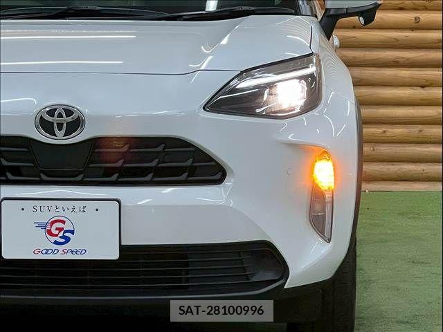 Toyota YARIS CROSS 2024-12 7360673-11