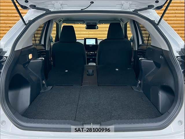 Toyota YARIS CROSS 2024-12 7360673-19