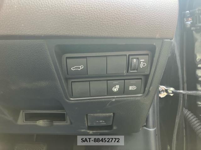 Toyota YARIS CROSS 2023-07 7360666-13