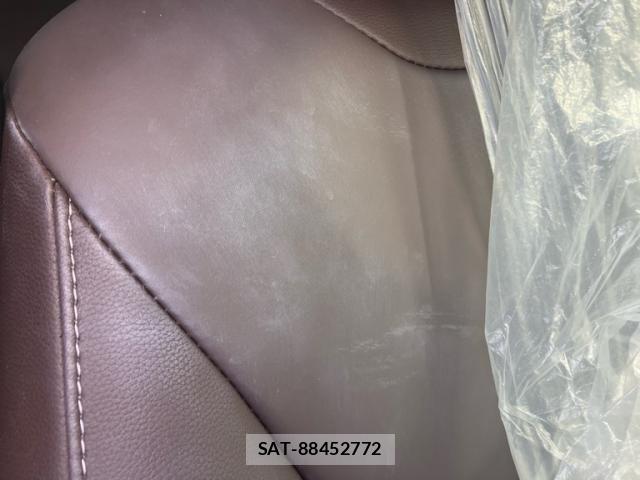 Toyota YARIS CROSS 2023-07 7360666-21