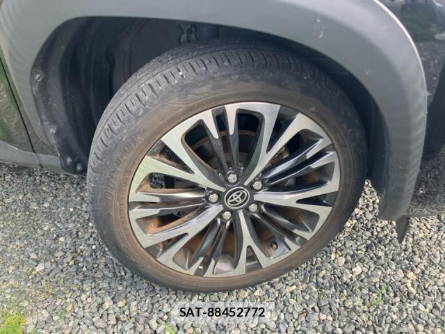 Toyota YARIS CROSS 2023-07 7360666-6