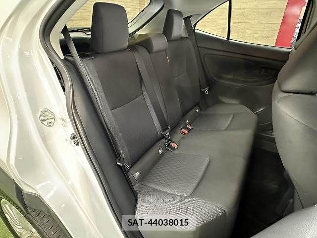 Toyota YARIS CROSS 2024-12 7360672-9