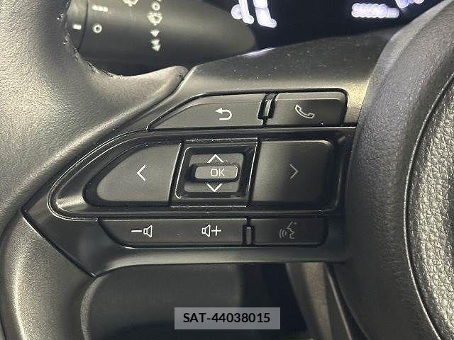 Toyota YARIS CROSS 2024-12 7360672-14
