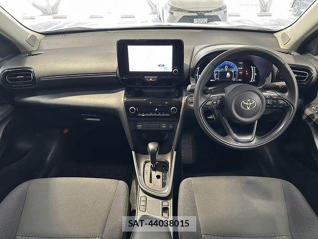 Toyota YARIS CROSS 2024-12 7360672-2