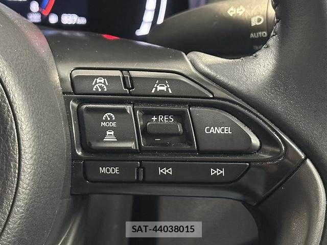 Toyota YARIS CROSS 2024-12 7360672-4