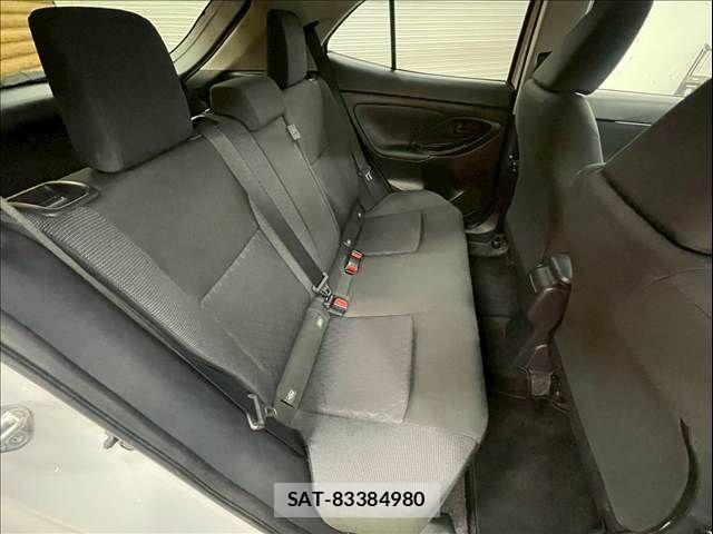Toyota YARIS CROSS 2024-10 7360665-9