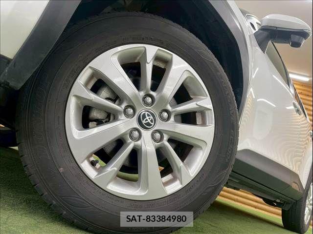 Toyota YARIS CROSS 2024-10 7360665-11