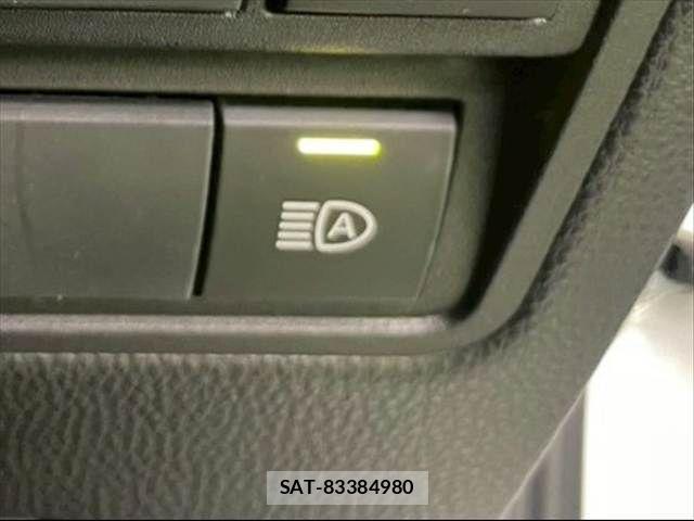 Toyota YARIS CROSS 2024-10 7360665-13