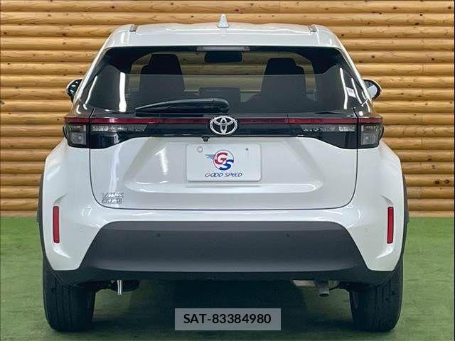 Toyota YARIS CROSS 2024-10 7360665-18