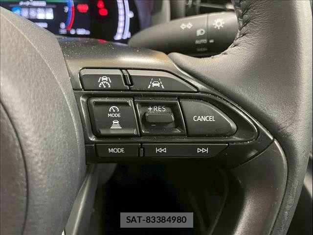 Toyota YARIS CROSS 2024-10 7360665-6