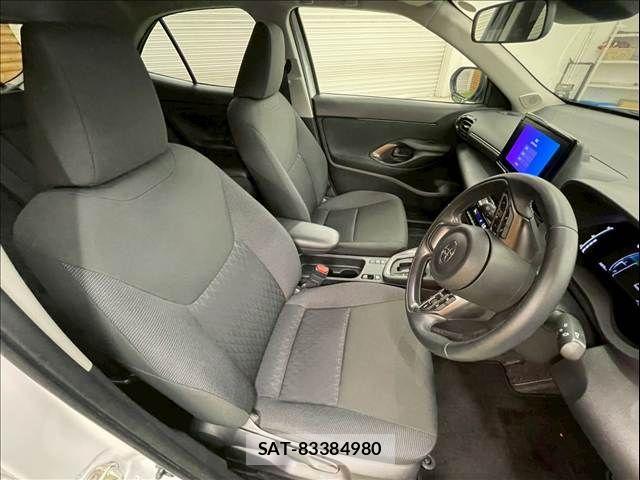 Toyota YARIS CROSS 2024-10 7360665-8