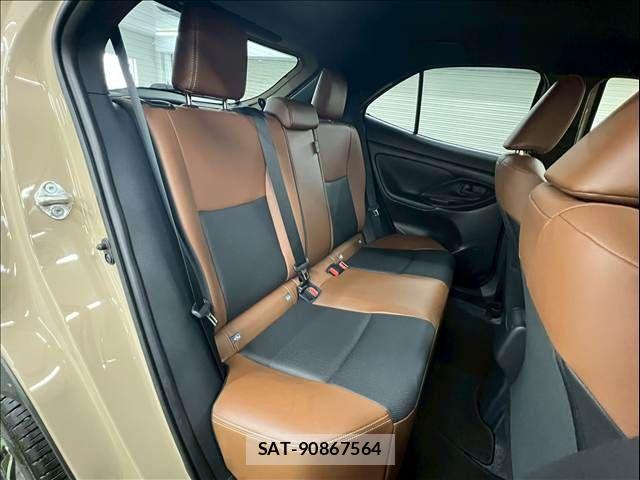 Toyota YARIS CROSS 2024-11 7360654-9
