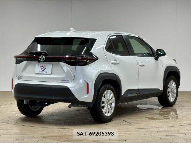 Toyota YARIS CROSS 2024-12 7360670-15