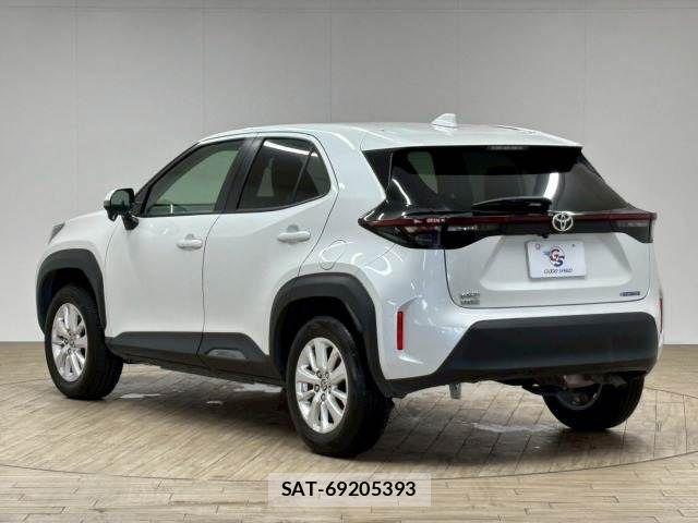 Toyota YARIS CROSS 2024-12 7360670-16