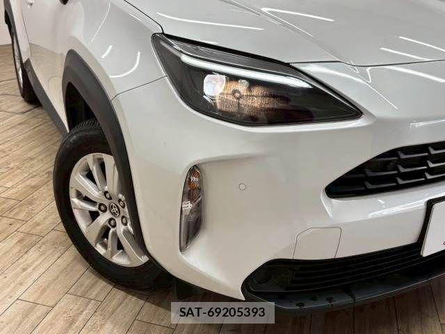 Toyota YARIS CROSS 2024-12 7360670-19