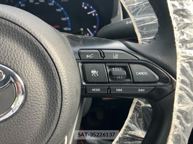 Toyota YARIS CROSS 2023-07 7360664-11