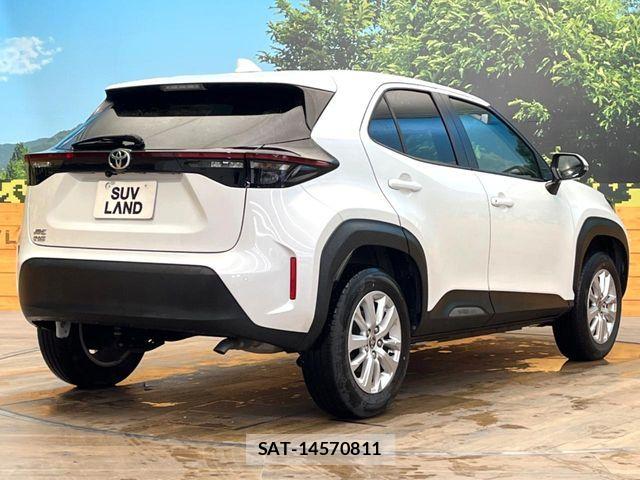 Toyota YARIS CROSS 2025-06 7395045-16