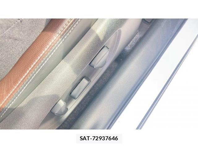 Toyota YARIS CROSS 2022-03 7459128-22