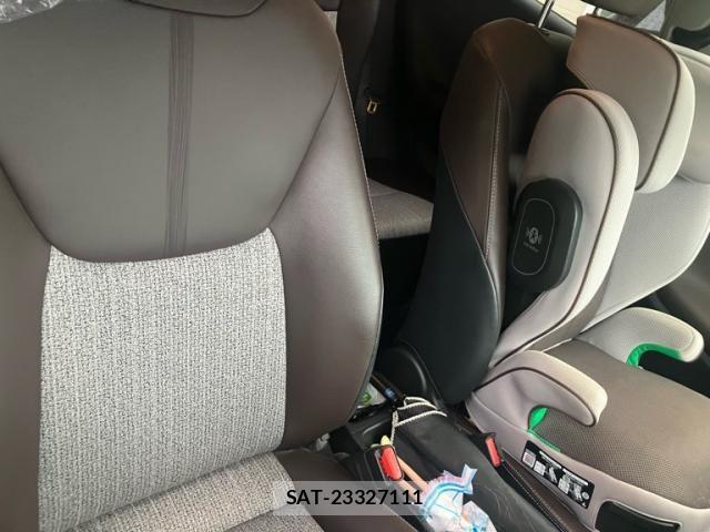 Toyota YARIS CROSS 2022-03 7459127-8