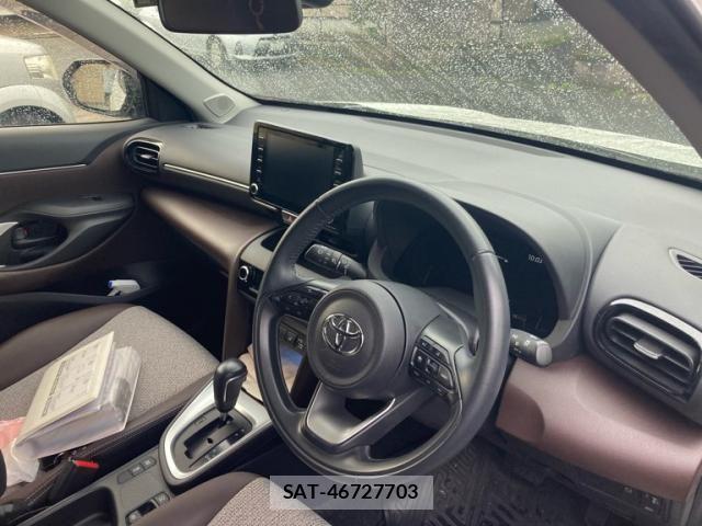 Toyota YARIS CROSS 2020-10 7459130-15