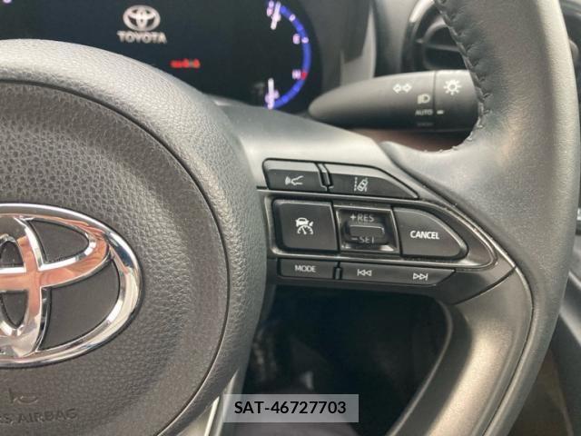 Toyota YARIS CROSS 2020-10 7459130-21