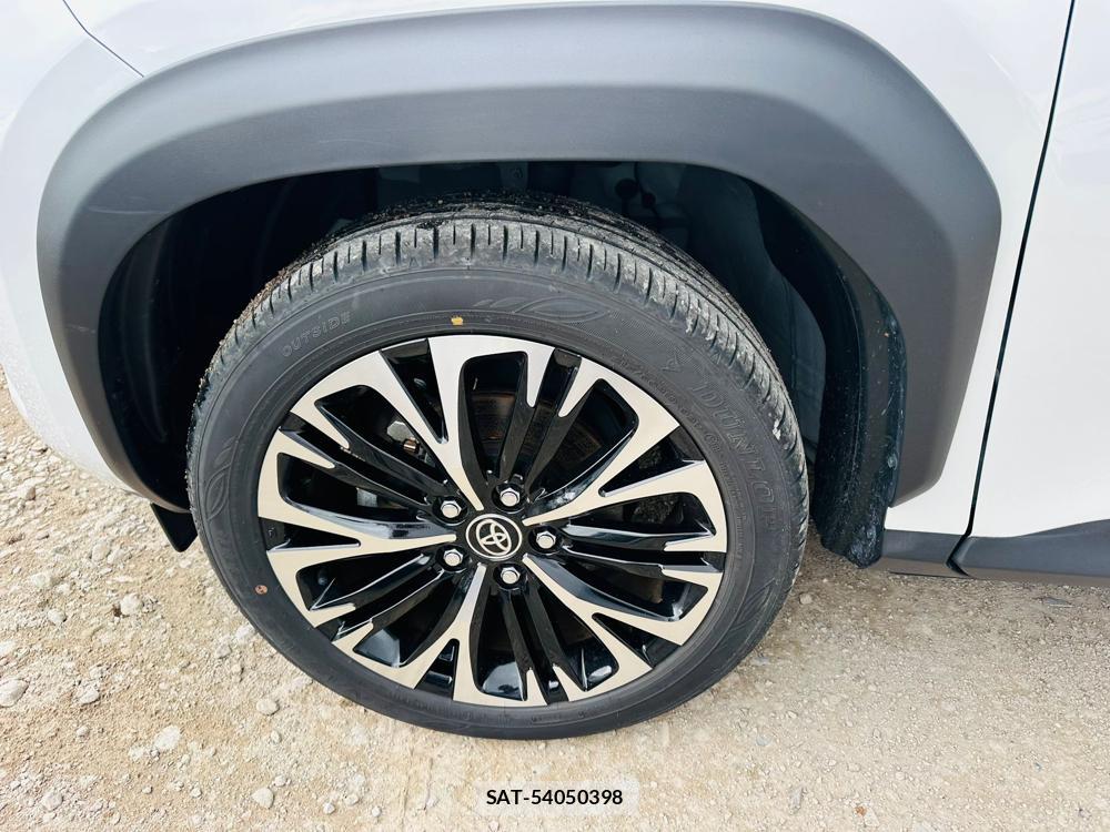 Toyota YARIS CROSS 2024 6820162-28