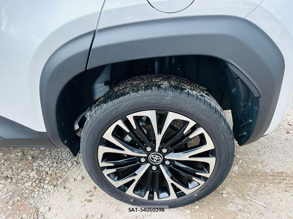 Toyota YARIS CROSS 2024 6820162-29