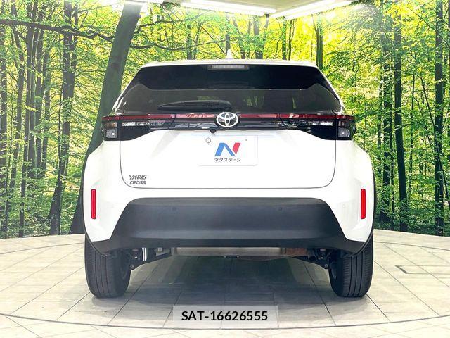 Toyota YARIS CROSS 2025-04 7504104-15