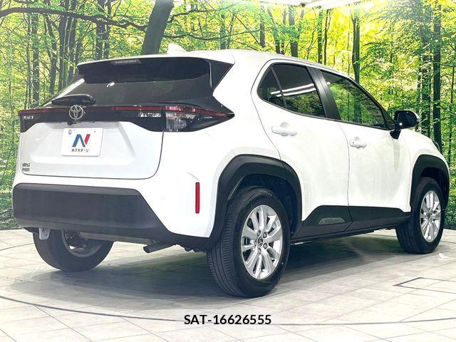 Toyota YARIS CROSS 2025-04 7504104-17