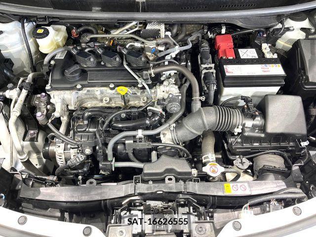 Toyota YARIS CROSS 2025-04 7504104-18