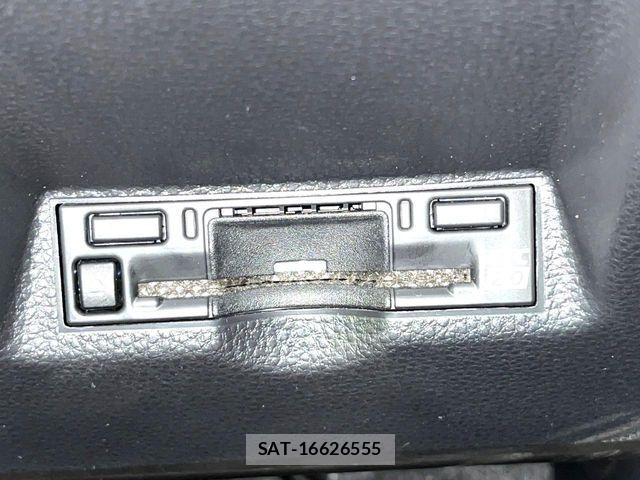 Toyota YARIS CROSS 2025-04 7504104-5