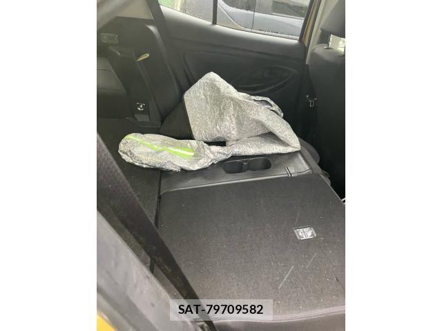 Toyota YARIS CROSS 2021-12 7563126-12
