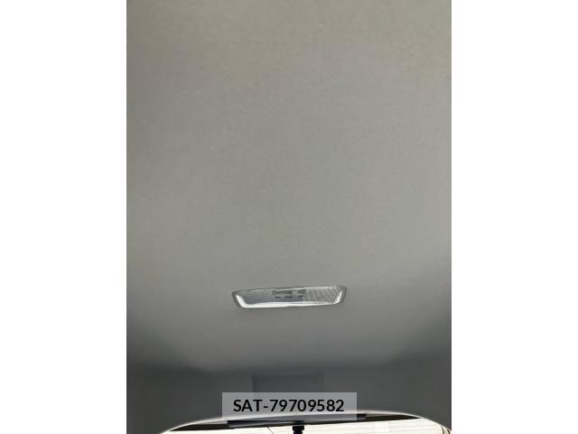 Toyota YARIS CROSS 2021-12 7563126-17