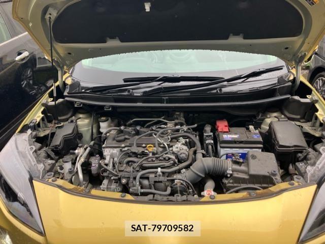 Toyota YARIS CROSS 2021-12 7563126-20