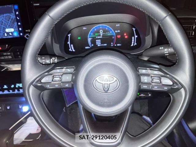 Toyota YARIS CROSS 2024-05 7621607-15
