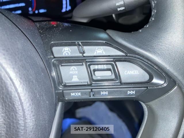 Toyota YARIS CROSS 2024-05 7621607-16
