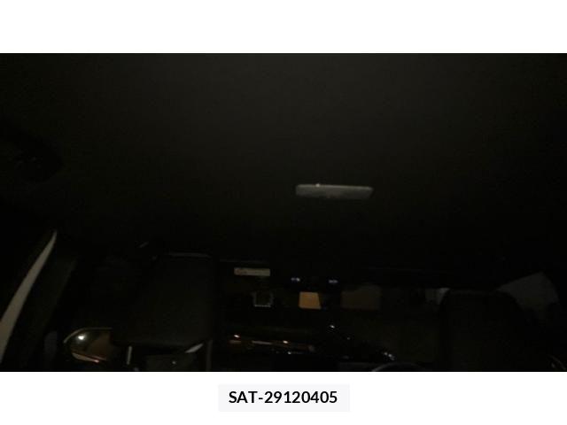 Toyota YARIS CROSS 2024-05 7621607-27