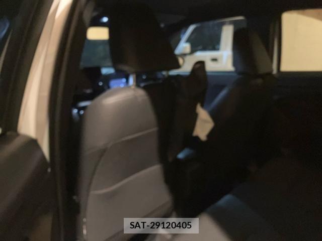 Toyota YARIS CROSS 2024-05 7621607-7
