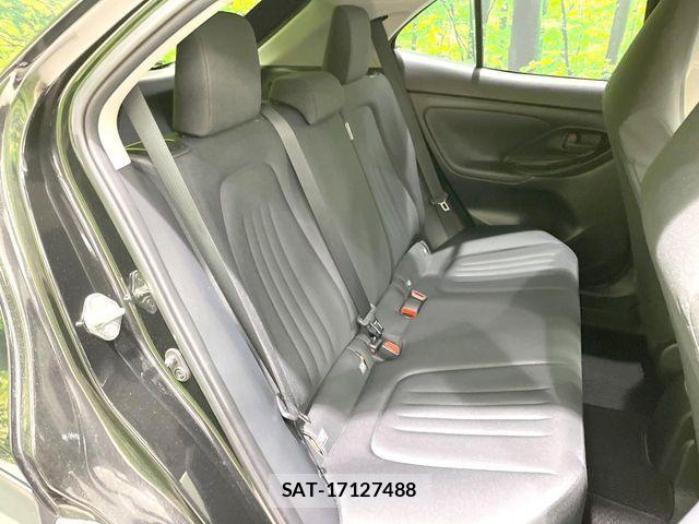 Toyota YARIS CROSS 2024-04 7621612-9
