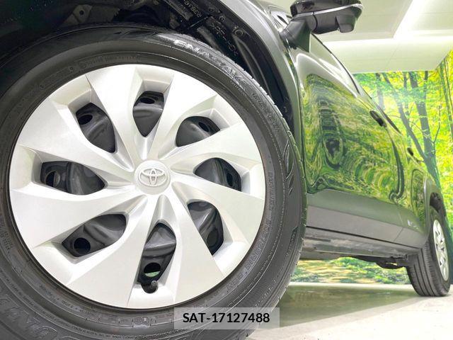 Toyota YARIS CROSS 2024-04 7621612-12