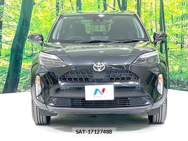 Toyota YARIS CROSS 2024-04 7621612-13
