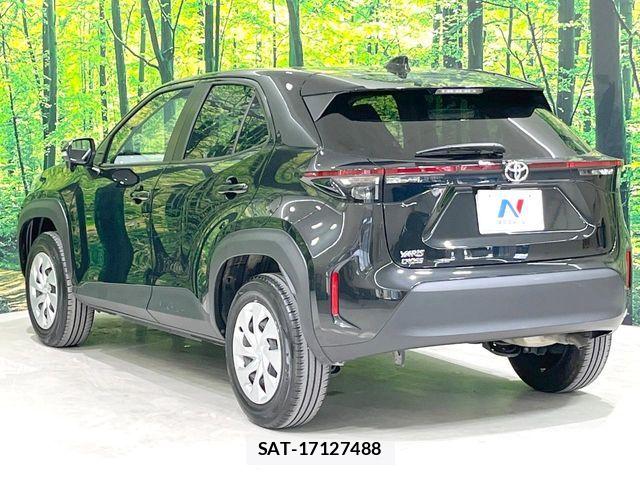 Toyota YARIS CROSS 2024-04 7621612-16