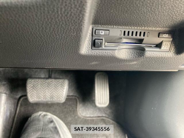 Toyota YARIS CROSS 2023-09 7621606-15
