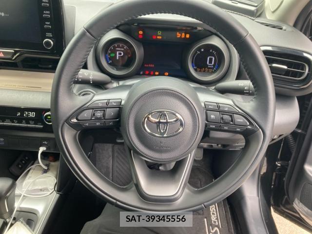 Toyota YARIS CROSS 2023-09 7621606-16
