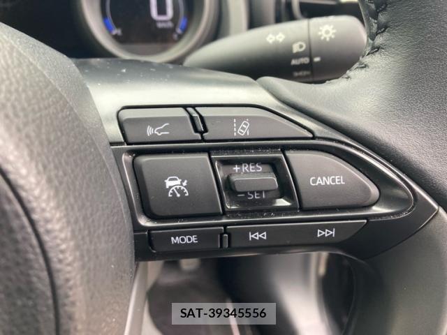 Toyota YARIS CROSS 2023-09 7621606-18