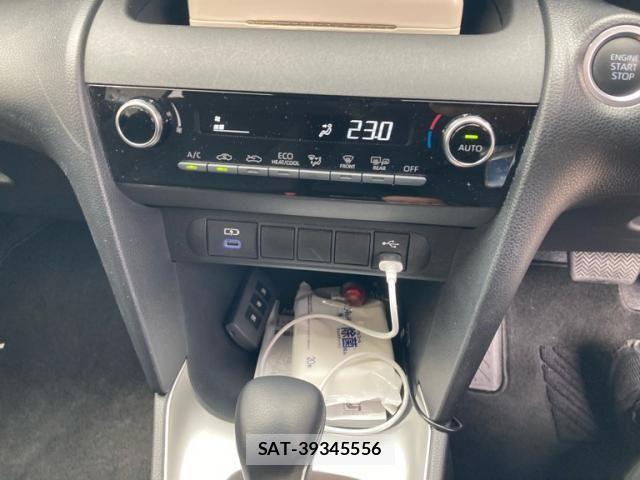 Toyota YARIS CROSS 2023-09 7621606-19