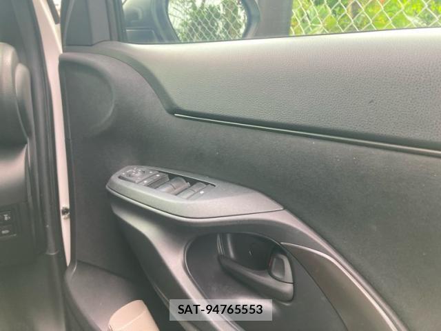 Toyota YARIS CROSS 2024-06 7621604-10