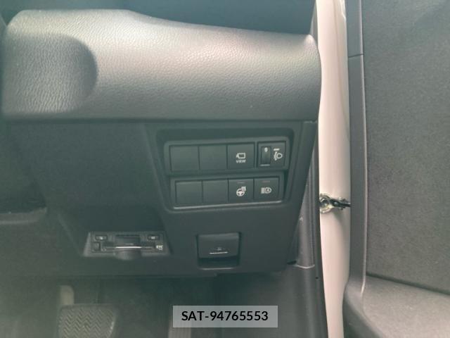 Toyota YARIS CROSS 2024-06 7621604-12
