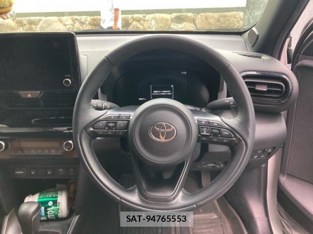 Toyota YARIS CROSS 2024-06 7621604-13